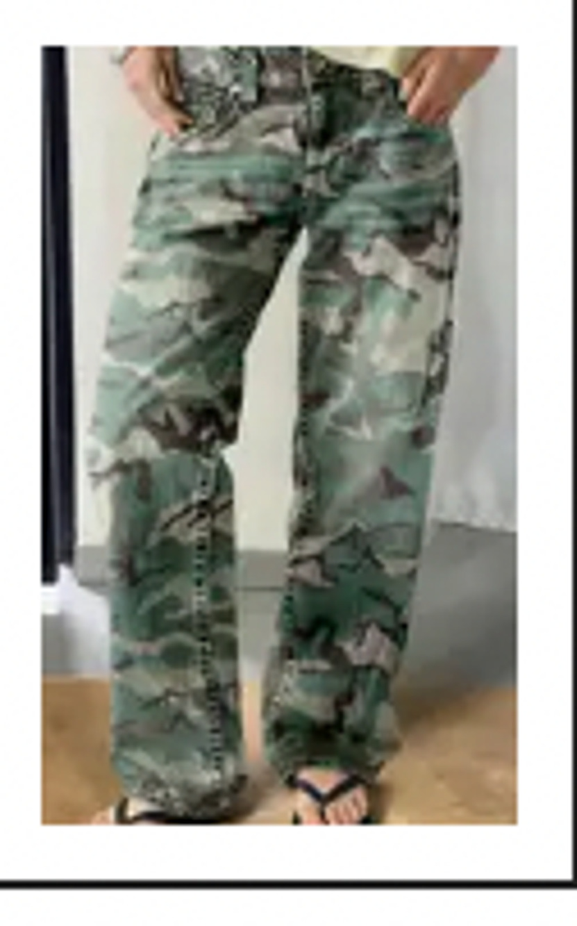 NWT Flemingals Camo Print Mid Rise Straight Leg Pants Sz M